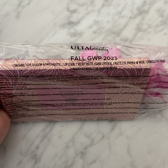 3/$20 Ulta Beauty Make-Up Sample Bag - Picture 2 of 4